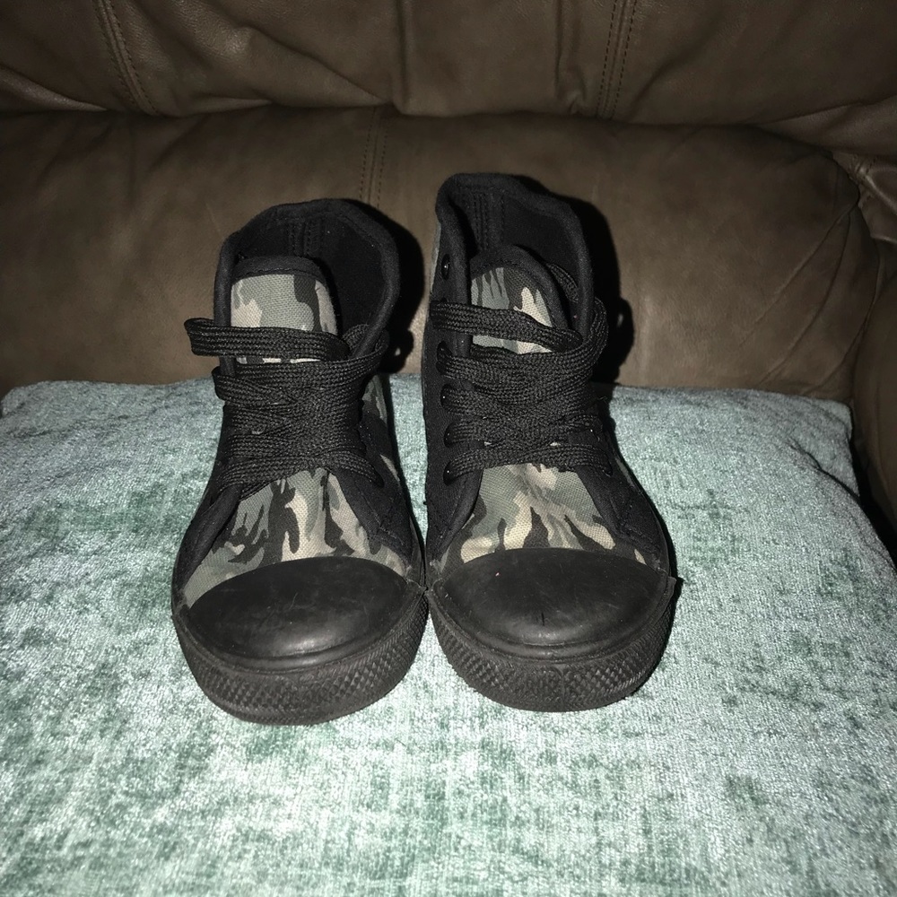 Toddler shoes